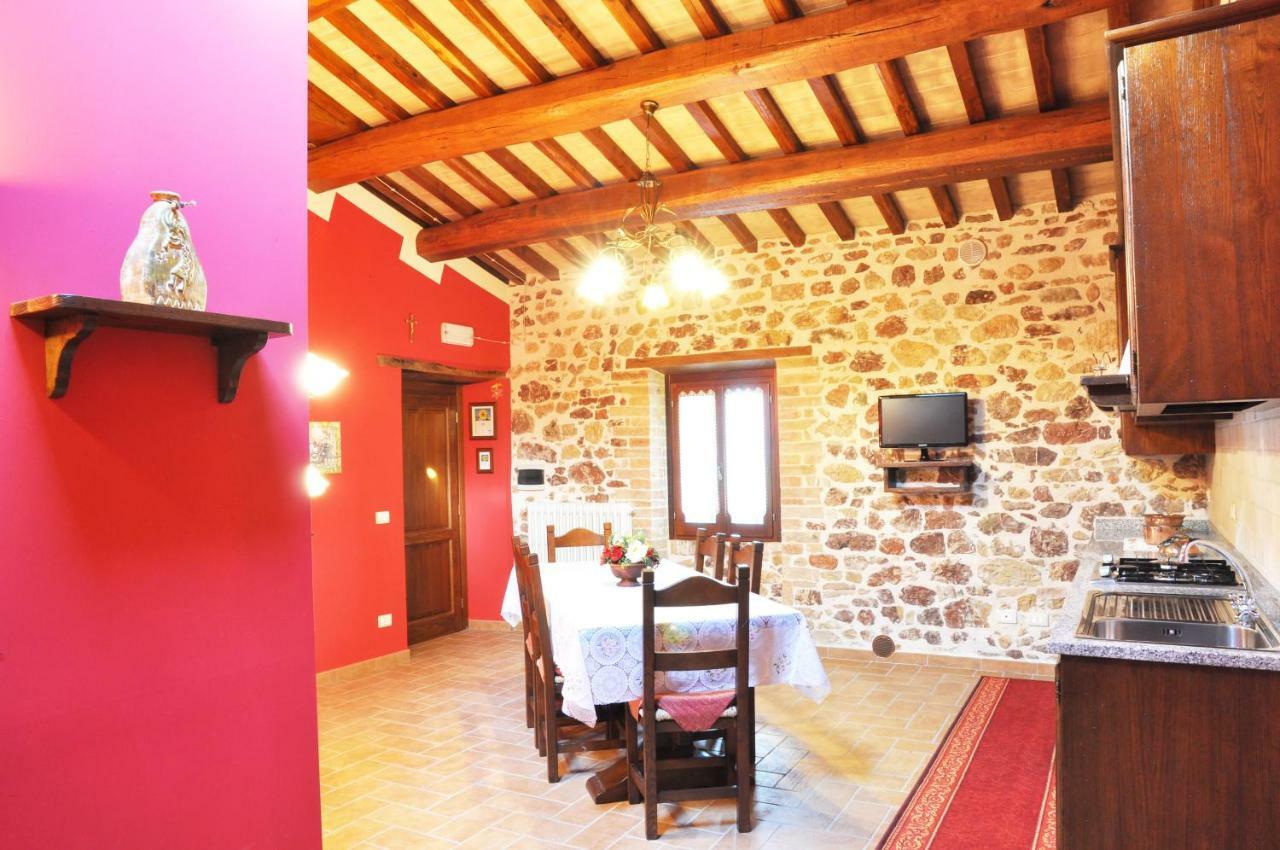 Agriturismo Arcobaleno Della Torretta Giano dellʼUmbria Buitenkant foto